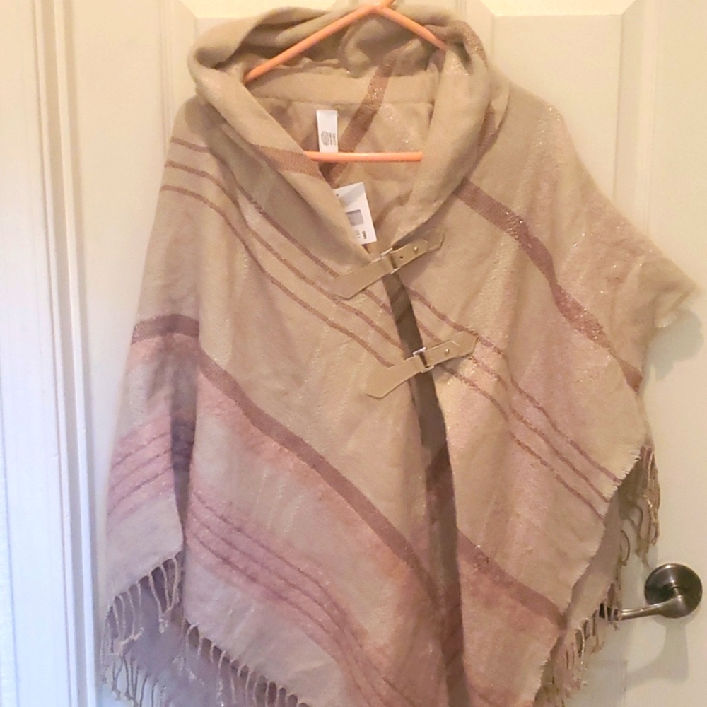Woman's cape